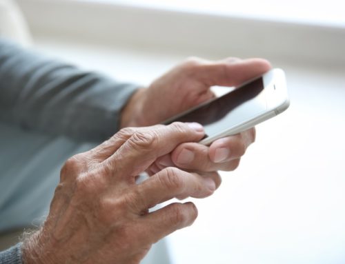 Thumb Arthritis: Stop Doing This with Your Phone